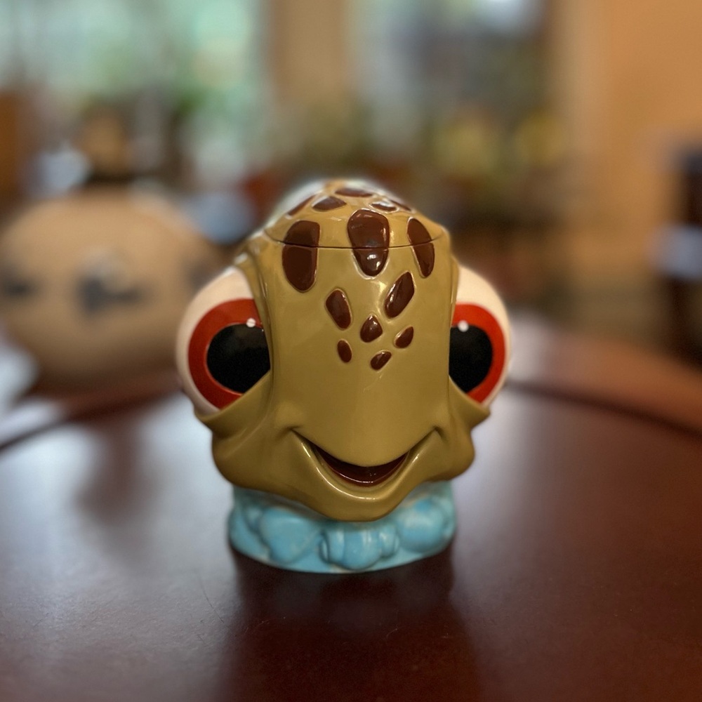 Disney on Ice Squirt Cup with Cover🐢✨ Finding Nemo Collectible Throwback!